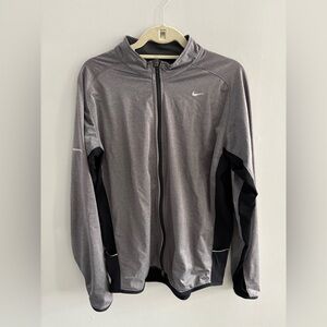 Nike Men's Gray and Black Running Light Jacket Size Large Reflective
